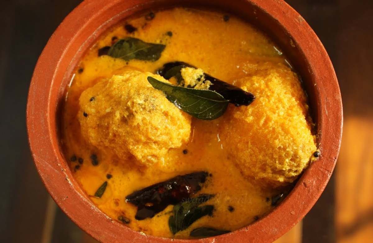 കോവിലകം സ്റ്റൈലിലുള്ള ഒരു മാമ്പഴ പുളിശ്ശേരി ആയാലോ!! രുചികരമായ സൂപ്പർ മാമ്പഴ പുളിശ്ശേരി എങ്ങനെ തയ്യാറാക്കാം എന്ന് നമുക്ക് നോക്കാം..!! | Kerala Style Mampazha Pulisseri 1 Kerala Style Mampazha Pulisseri