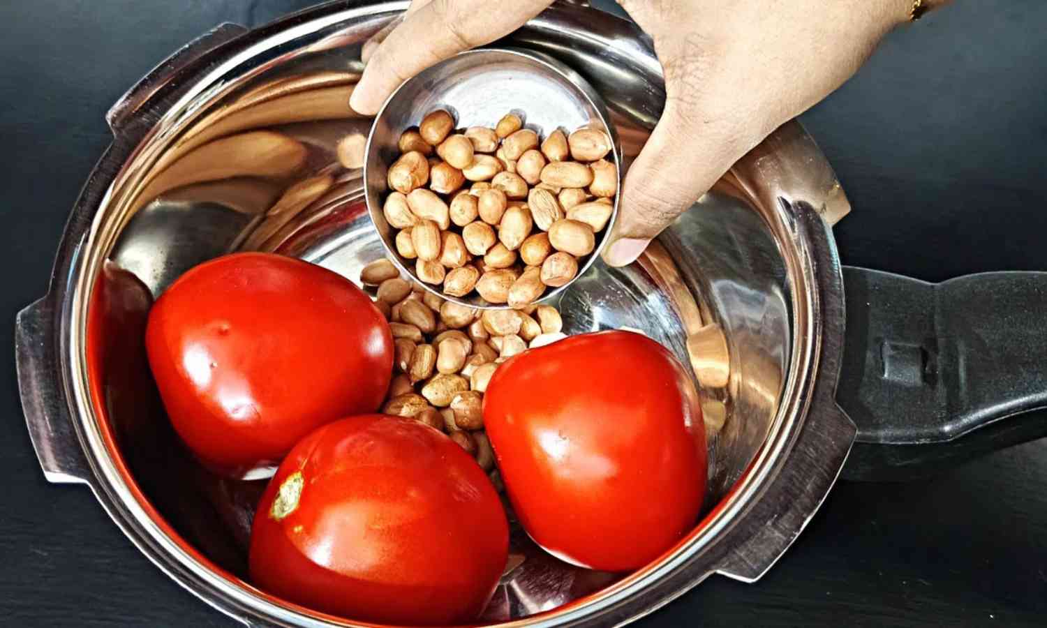 Easy Tomato Peanut Chutney Recipe