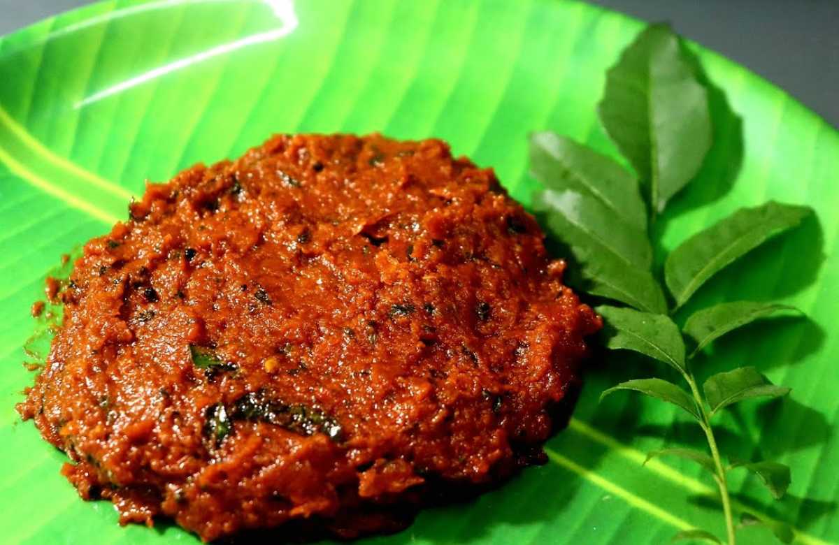 Tasty Ulli Thakkali Chammanthi Recipe