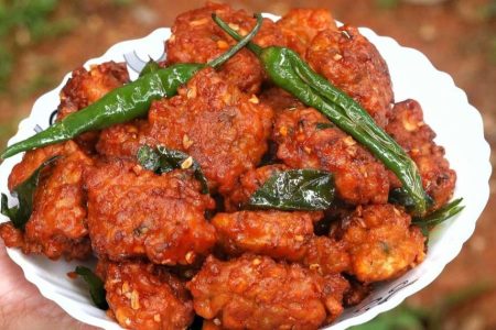 മുട്ട കൊണ്ട് ഇതുപോലെ ഒന്ന് ഉണ്ടാക്കി നോക്കൂ! പറഞ്ഞറിയിക്കാൻ കഴിയില്ല ഇതിന്റെ രുചി; പാത്രം ഠപ്പേന്ന് കാലിയാകും!! | Egg 65 Recipe