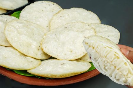 അരിപ്പൊടിയും തേങ്ങയും കൊണ്ട് ഇതുപോലെ ഒന്ന് ഉണ്ടാക്കി നോക്കൂ! വെറും 10 മിനിറ്റിൽ കിടിലൻ ബ്രേക്ക്ഫാസ്റ്റ് റെഡി!! | Easy Rice Flour Coconut Breakfast Recipe