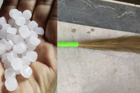 ഒരു നുള്ള് കർപ്പൂരം കൊണ്ട് ചൂലിൽ ഇങ്ങനെ ചെയ്താൽ മതി! ഒരു മാസത്തേക്ക് ഇനി വീട് ക്ലീൻ ചെയ്യേണ്ട! പൊടിയോ മാറാലയോ വീട്ടിൽ ഉണ്ടാവില്ല!! | Easy Home Cleaning Tips Using Karpooram