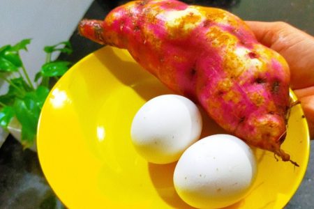എന്റെ പൊന്നേ! ഇതിന്റെ രുചി വേറെ തന്നേ! മധുരക്കിഴങ്ങും മുട്ടയും ഉണ്ടെങ്കിൽ ഇപ്പോൾ തന്നെ തയ്യാറാക്കി നോക്കൂ!! | Sweet Potato Egg Snack Recipe